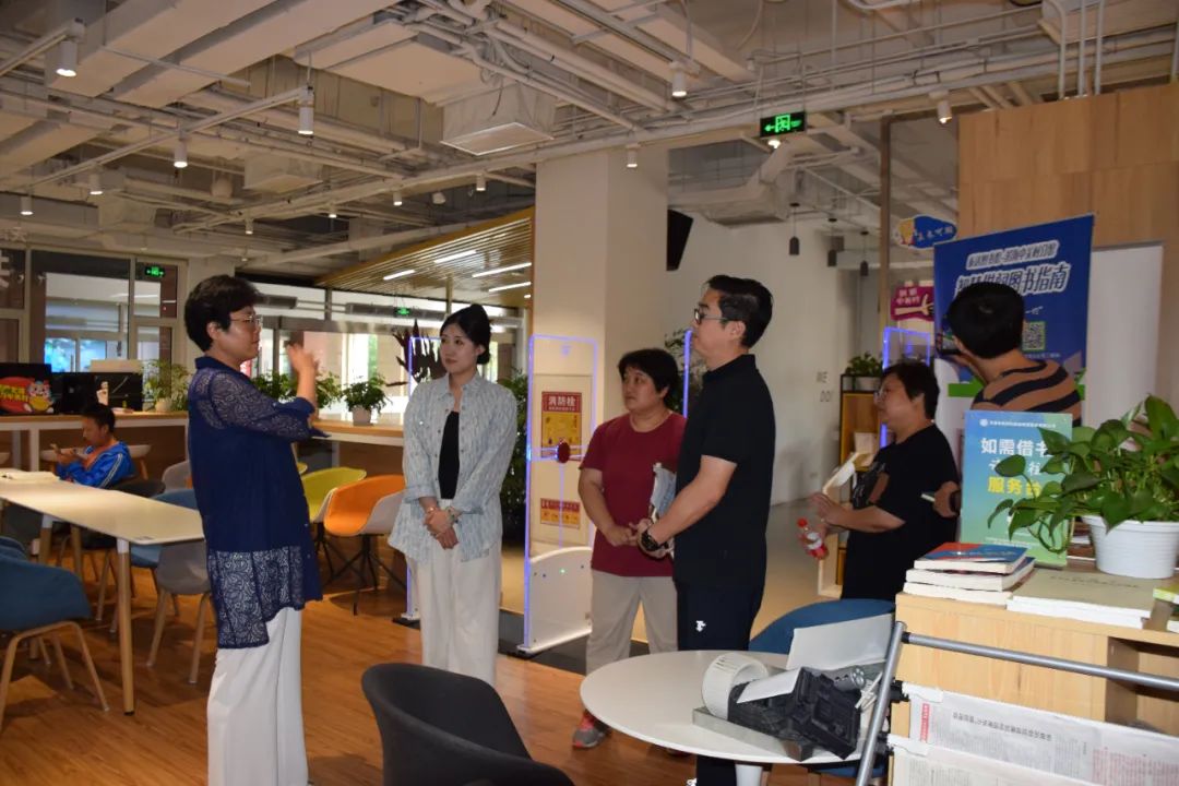 领导调研｜泰达图书馆副馆长刘云鹏赴泰达图书馆滨海中关村分馆调研指导工作